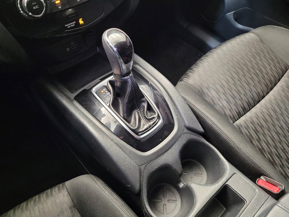 Used 2018 Nissan Rogue S image 26