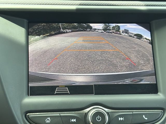 Used 2023 Chevrolet TrailBlazer LT FWD image 16