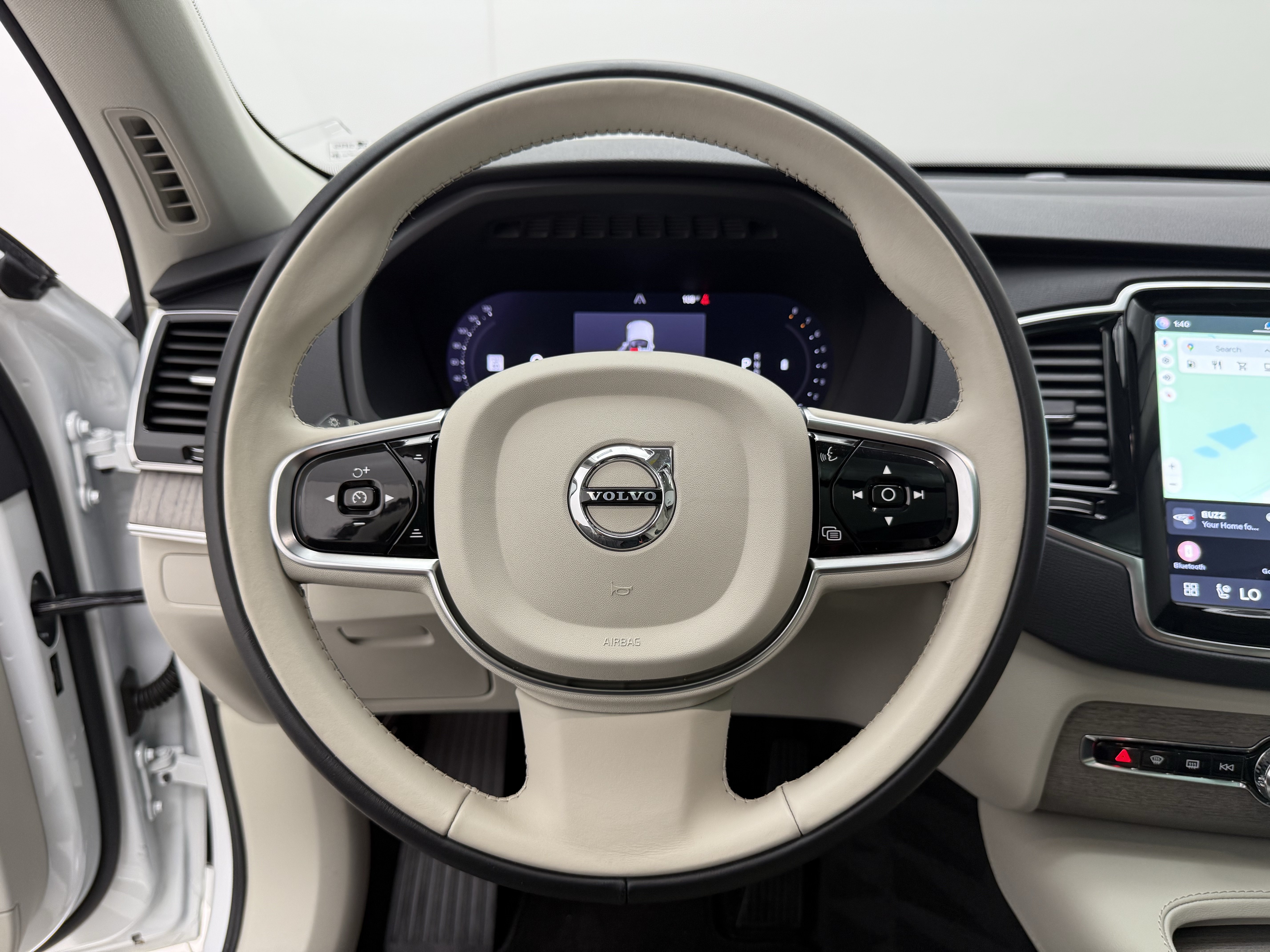 Certified 2024 Volvo XC90 B5 Plus AWD/4WD image 15