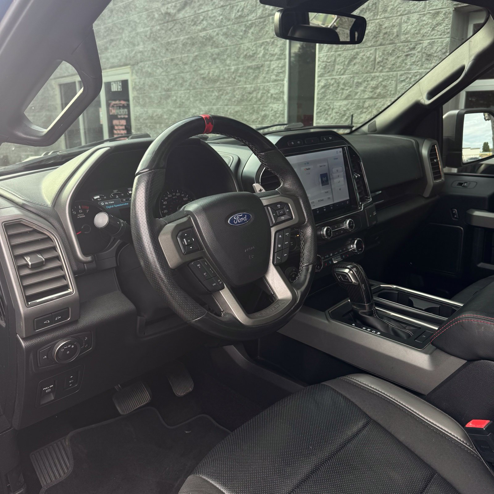 Used 2019 Ford F150 Raptor w/ Equipment Group 802A Luxury AWD/4WD image 8
