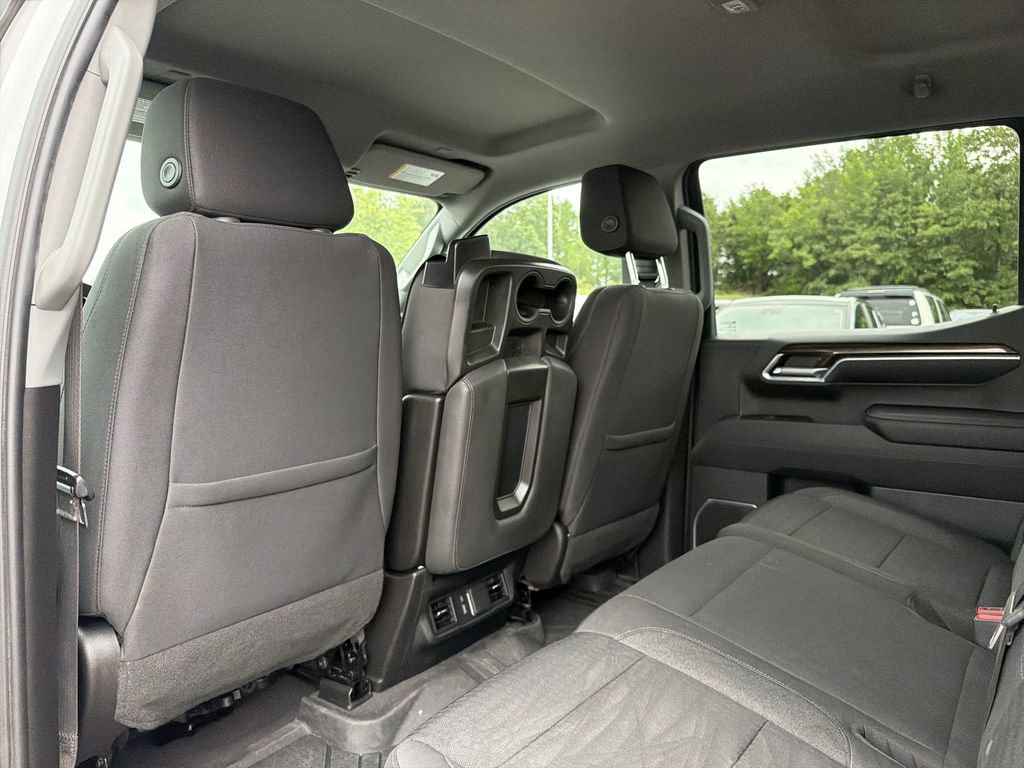 Used 2023 Chevrolet Silverado 1500 LT w/ Protection Package AWD/4WD image 12