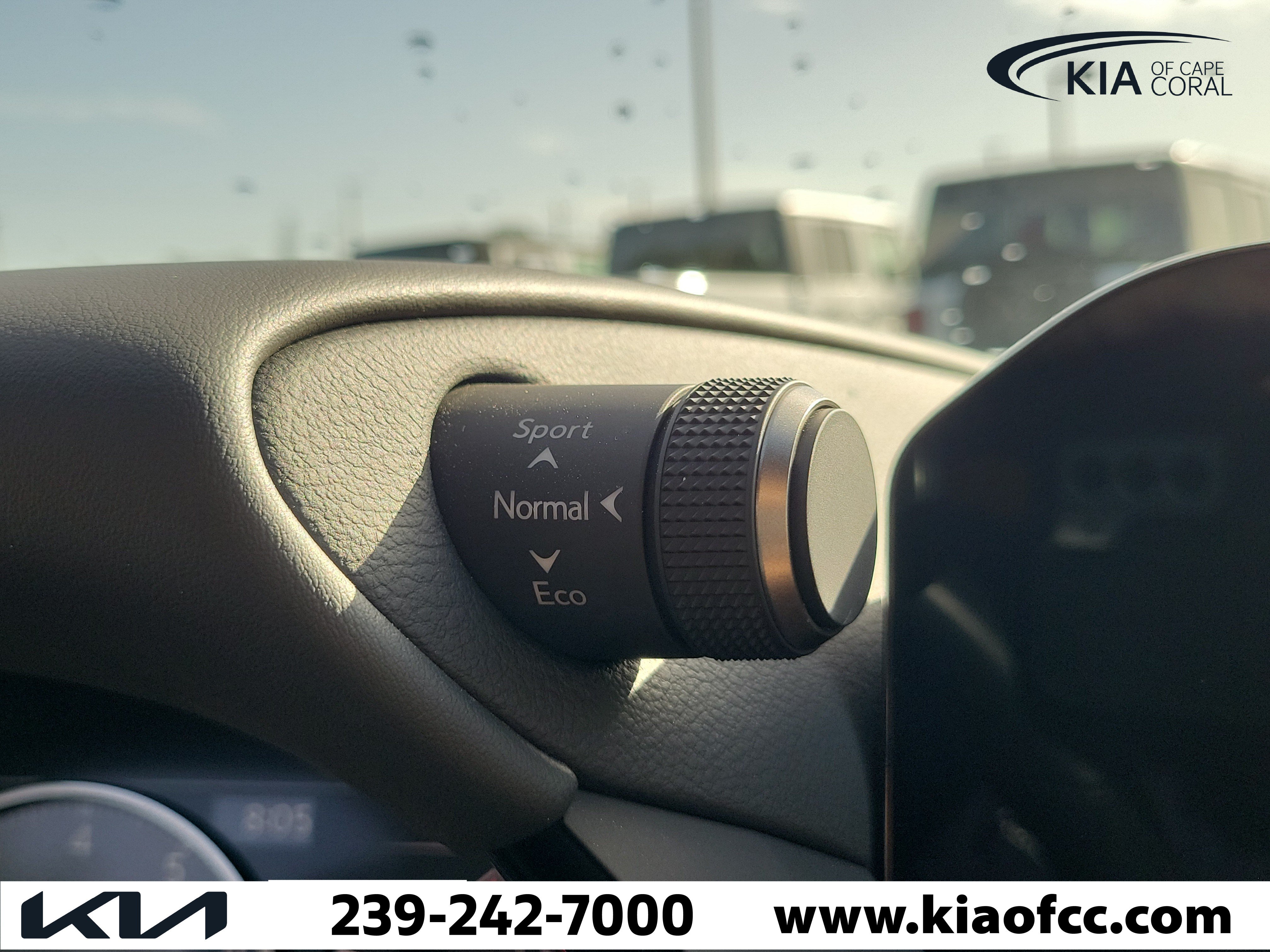 Used 2025 Lexus ES 350 w/ Premium Package FWD image 29