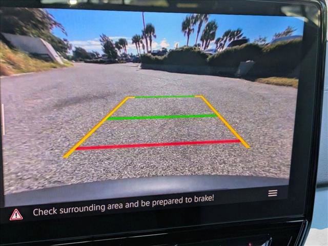 Used 2023 Volkswagen ID.4 Pro image 14