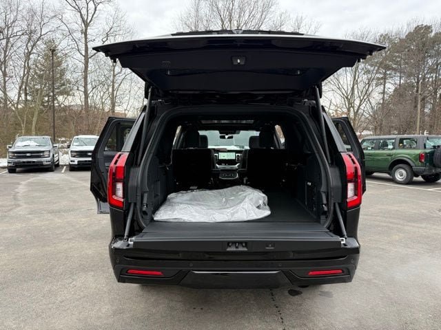 New 2025 Ford Expedition Max Platinum w/ Stealth Performance Package AWD/4WD image 27