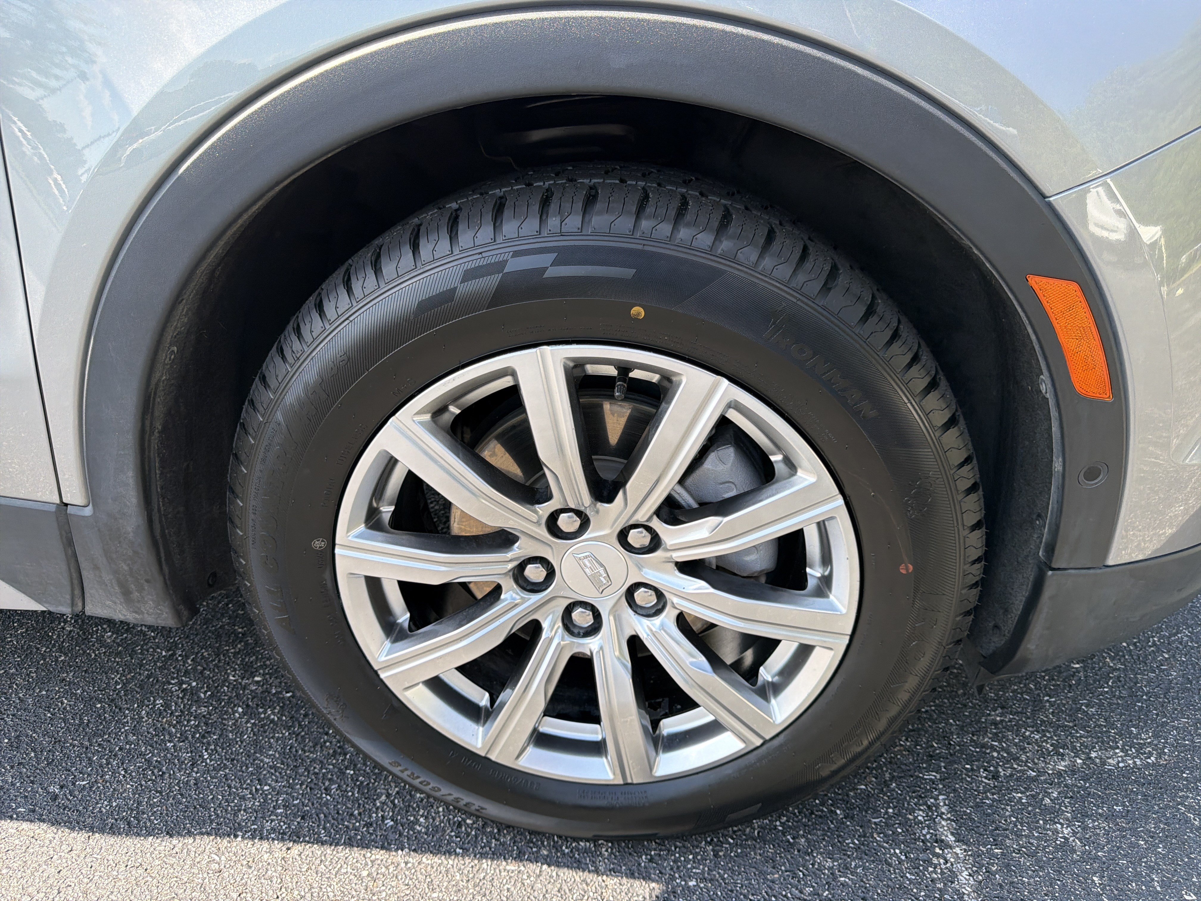 Used 2023 Cadillac XT4 Premium Luxury FWD image 12