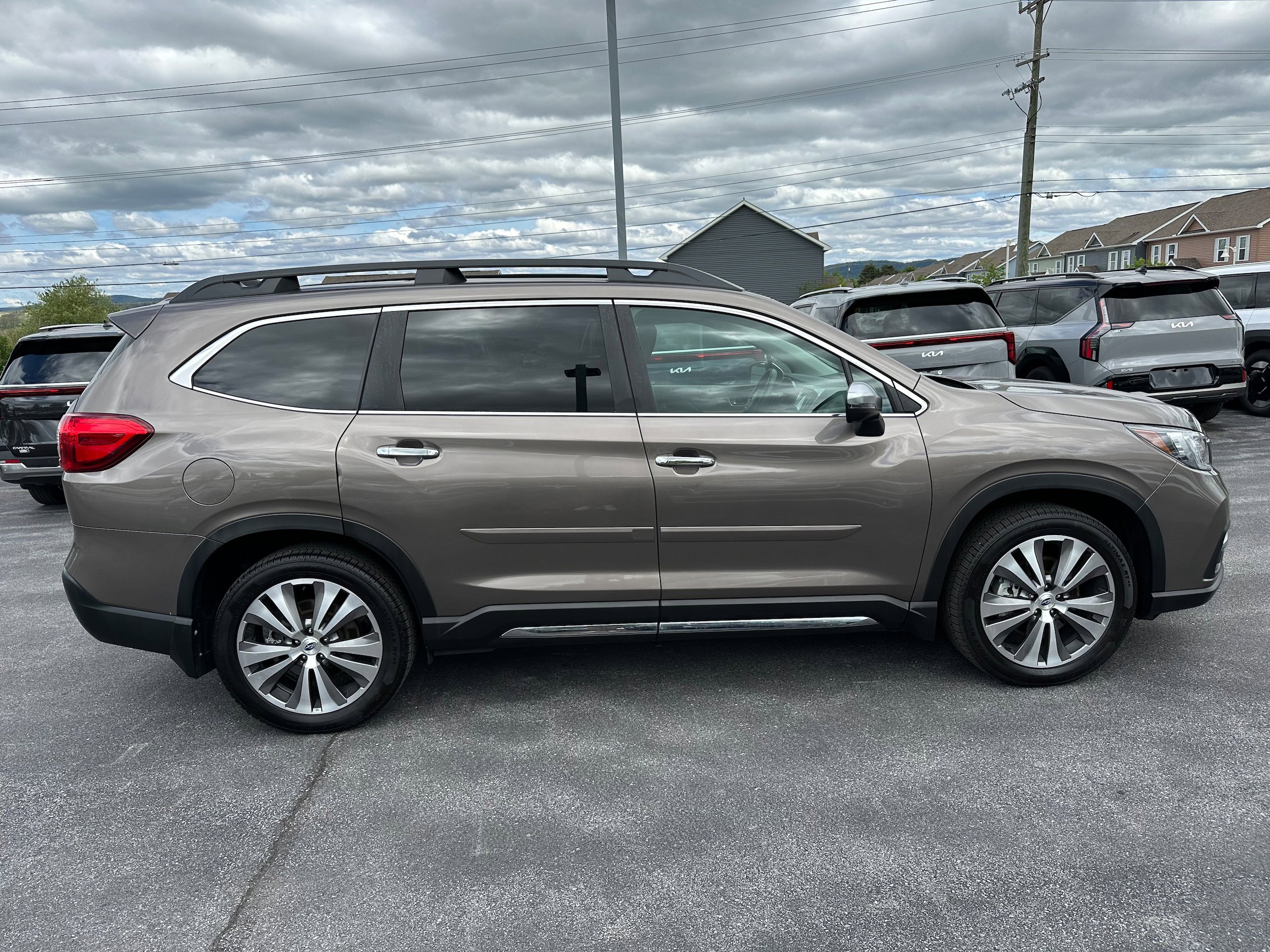 Used 2021 Subaru Ascent Touring w/ Popular Package #2A AWD/4WD image 4