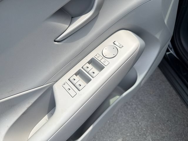 New 2026 Hyundai Kona SE AWD/4WD image 11