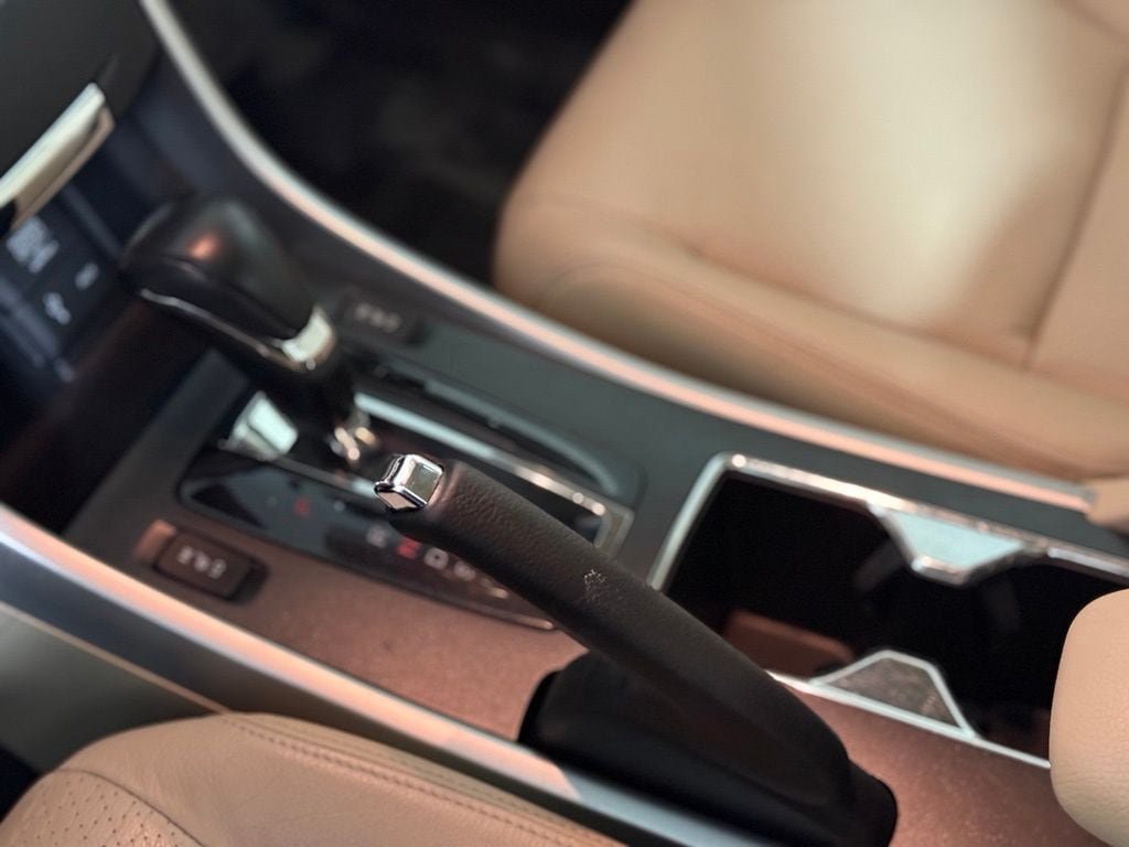Used 2013 Honda Accord EX-L image 16