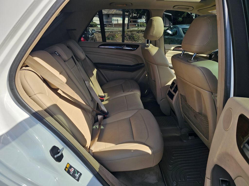 Used 2014 Mercedes-Benz ML 350 4MATIC image 28