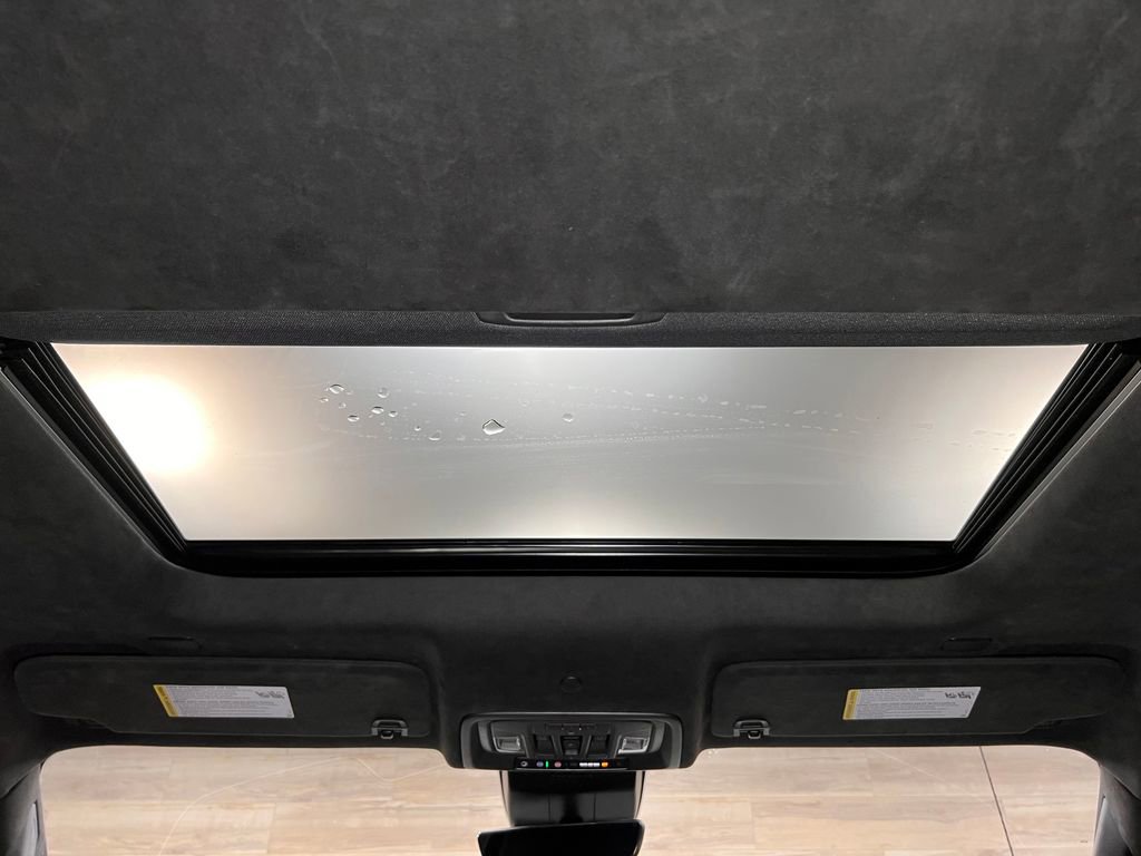 Used 2024 GMC Sierra 1500 Denali Ultimate image 18