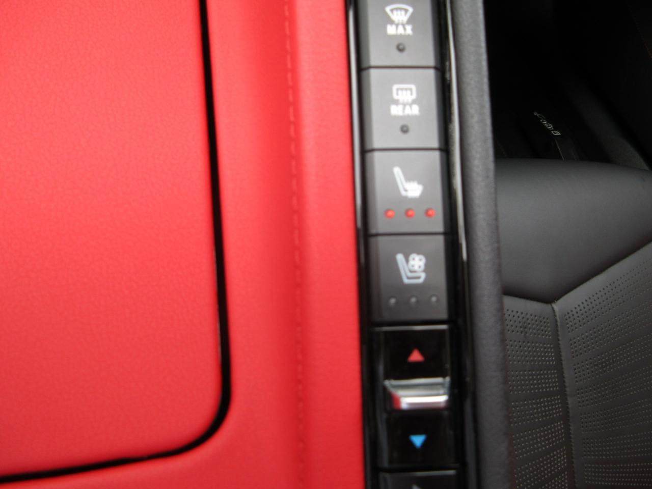 Used 2023 Chevrolet Corvette Stingray Preferred Conv w/ 2LT image 25