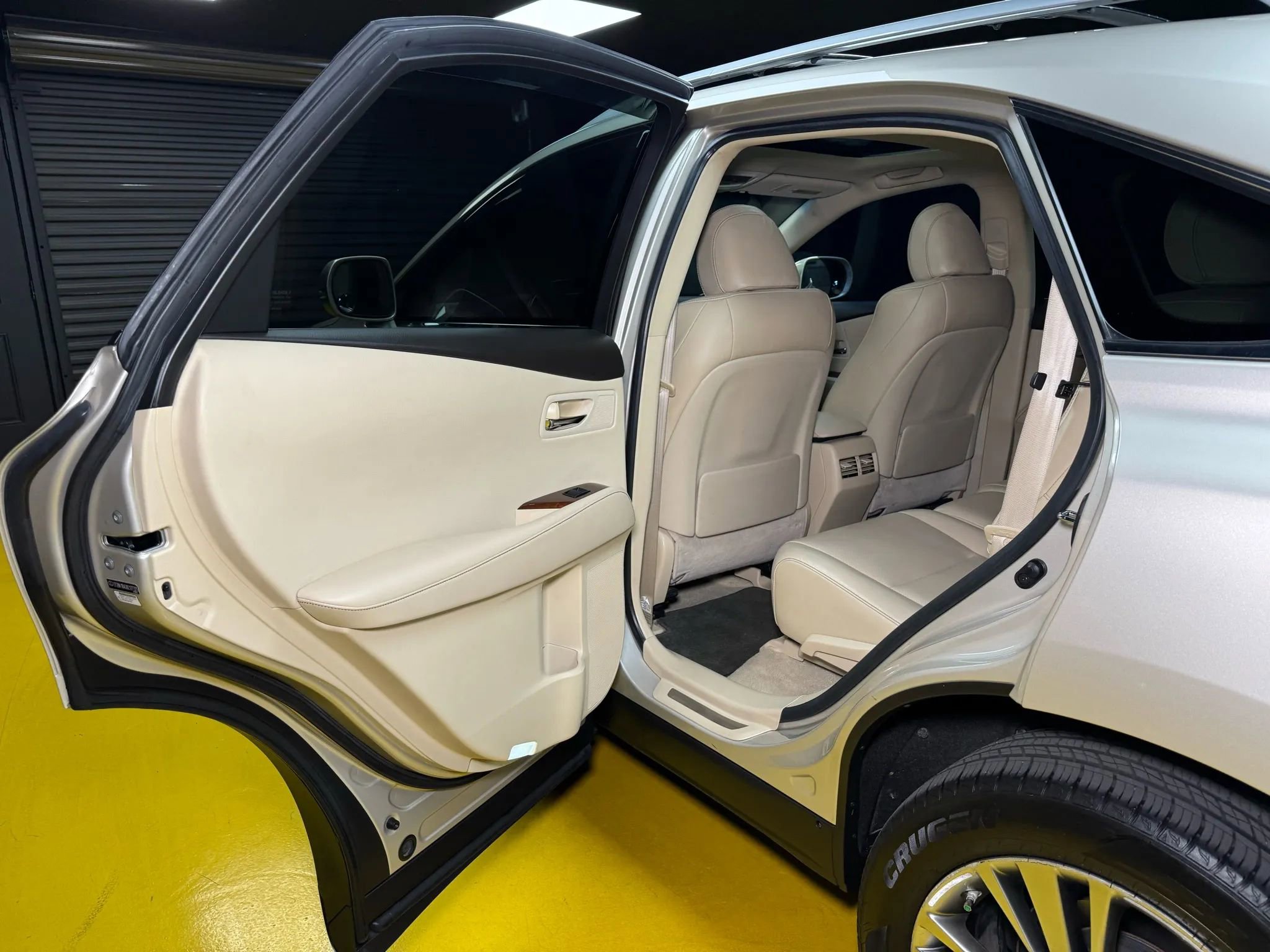 Used 2013 Lexus RX 350 AWD w/ Navigation Pkg image 16