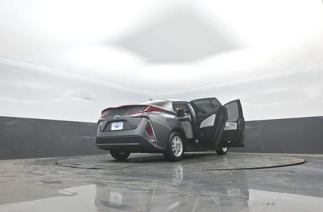 Used 2018 Toyota Prius Prime Premium FWD image 44