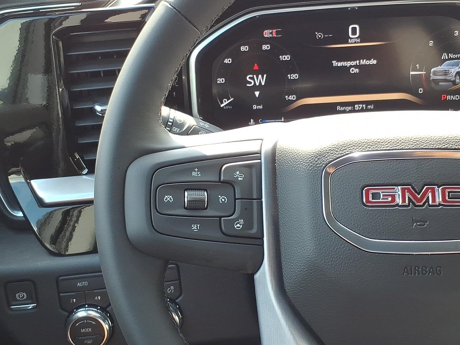 New 2026 GMC Sierra 1500 Elevation AWD/4WD image 15