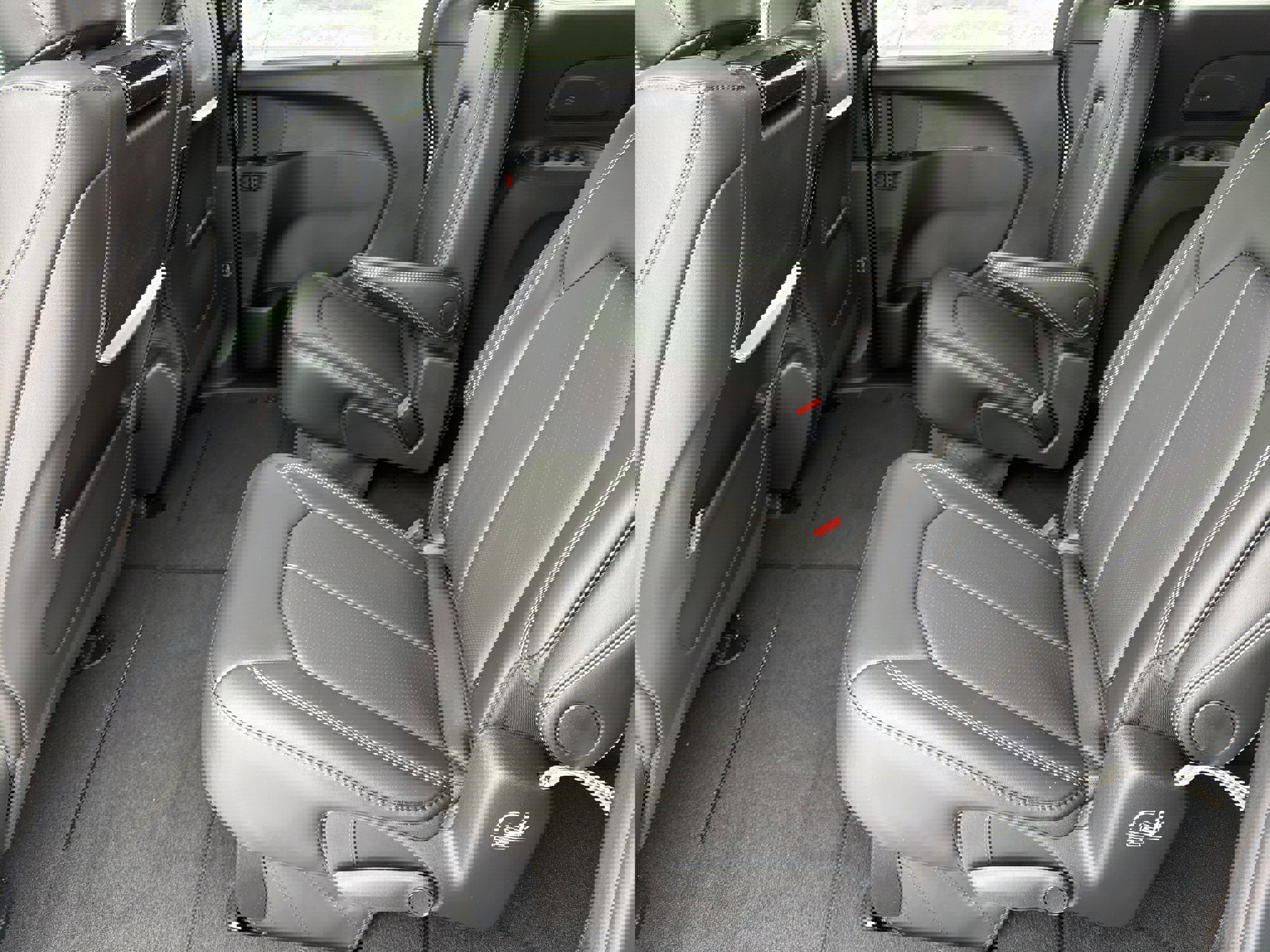 New 2026 Chrysler Pacifica Select image 24