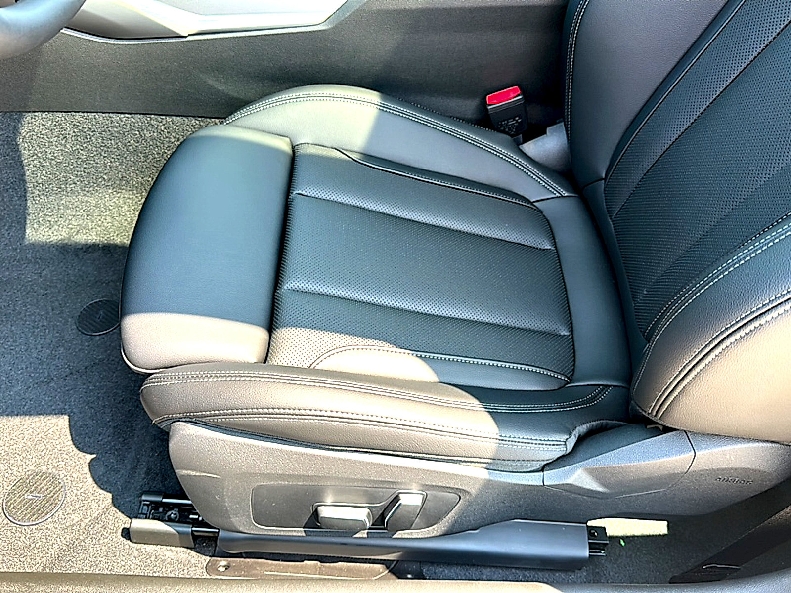 New 2026 BMW 230i Coupe w/ Premium Package RWD image 12