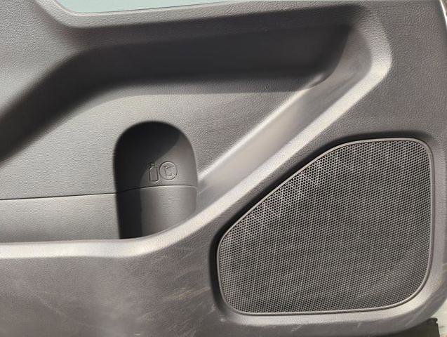 Certified 2025 Nissan Frontier SV w/ SV Convenience Package image 30