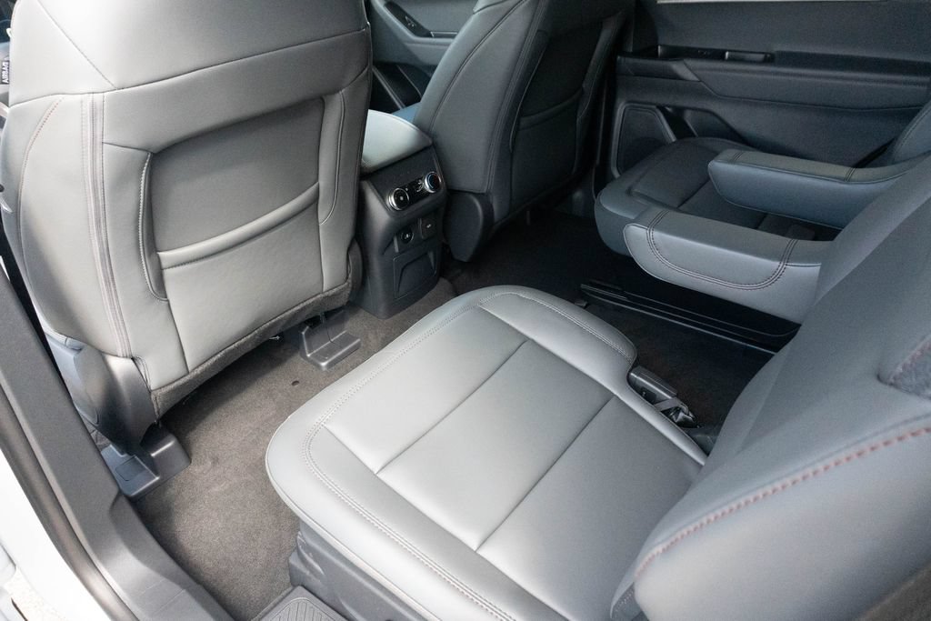 New 2026 Ford Explorer Active w/ Active Comfort Package AWD/4WD image 22