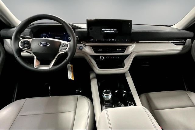 New 2026 Ford Explorer Active image 5