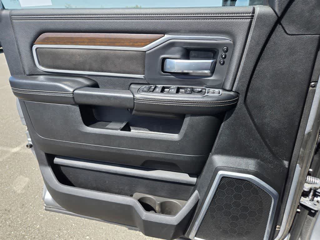 Used 2023 RAM 2500 Laramie AWD/4WD image 19