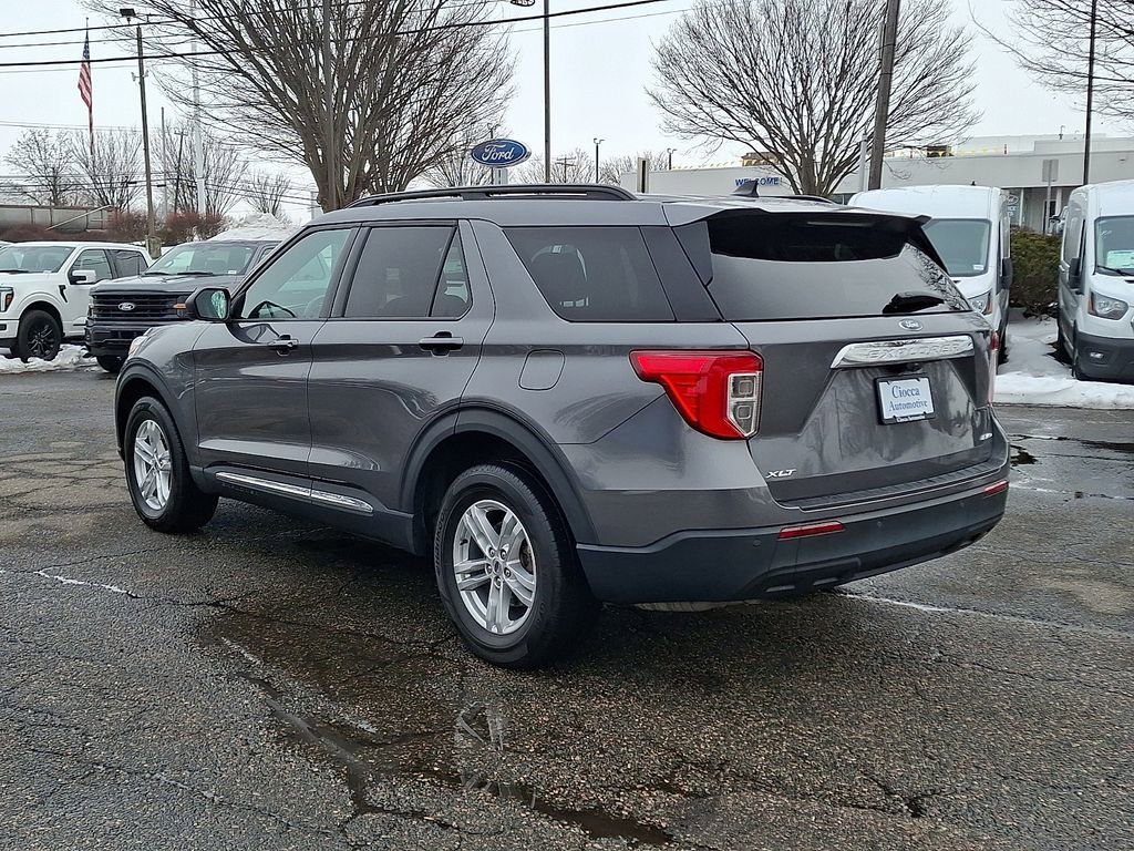 Certified 2022 Ford Explorer XLT image 7