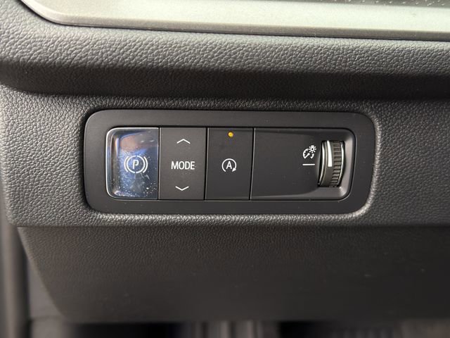 New 2026 Chevrolet Traverse LT w/ Sun and Wheel Package image 17