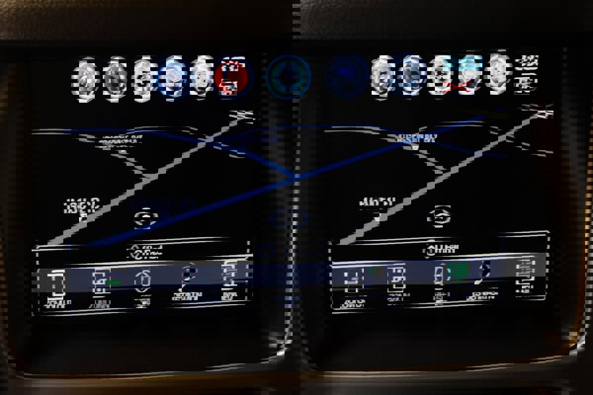 Used 2017 GMC Yukon Denali w/ Open Road Package image 21