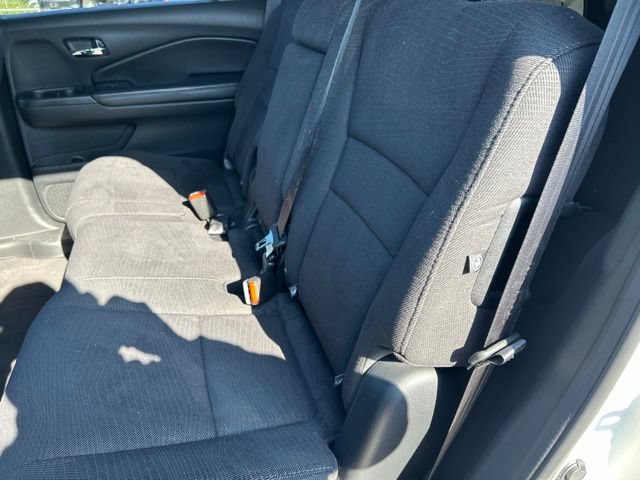Used 2017 Honda Pilot EX image 9