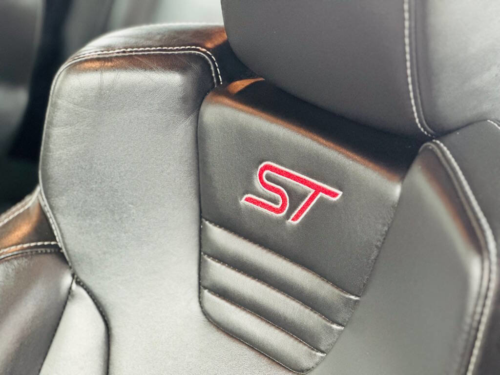 Used 2014 Ford Focus ST w/ Equipment Group 202A image 16