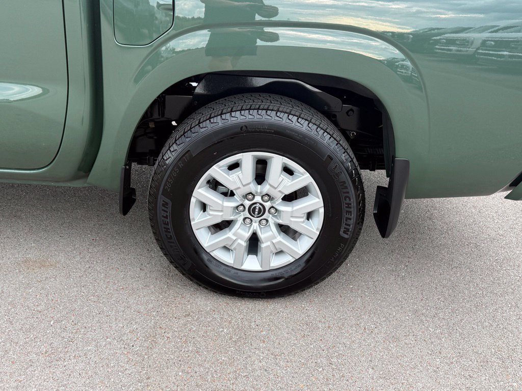 Used 2024 Nissan Frontier SV w/ SV Convenience Package RWD image 38