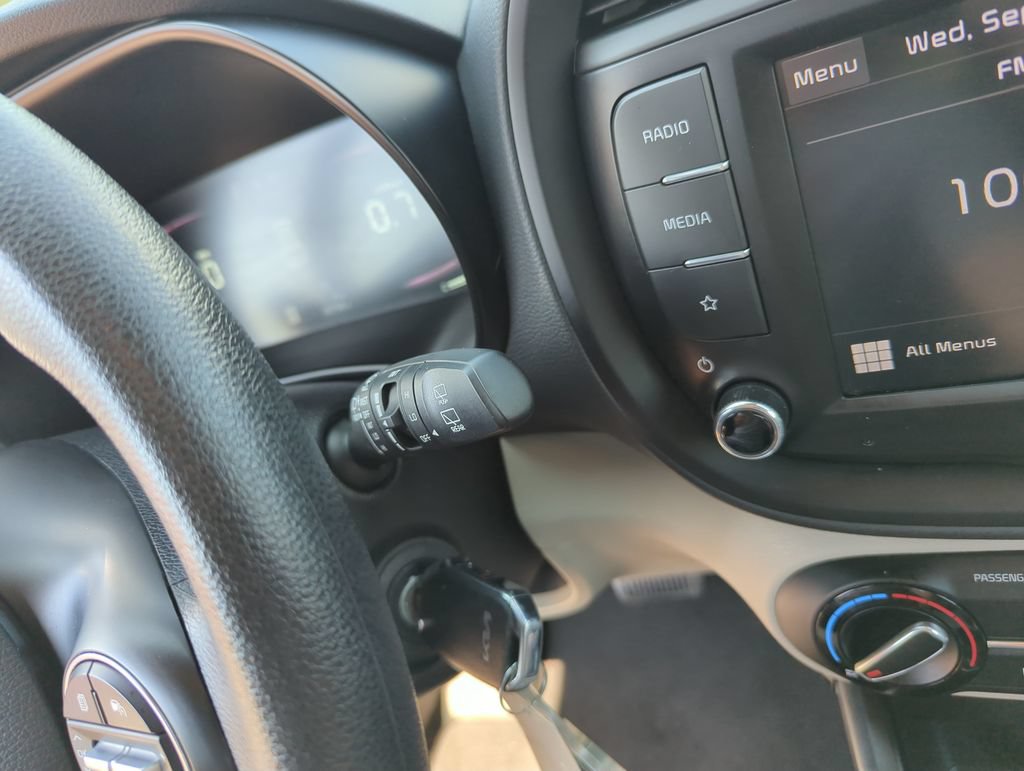 Used 2024 Kia Soul LX w/ Option Group 015 FWD image 24