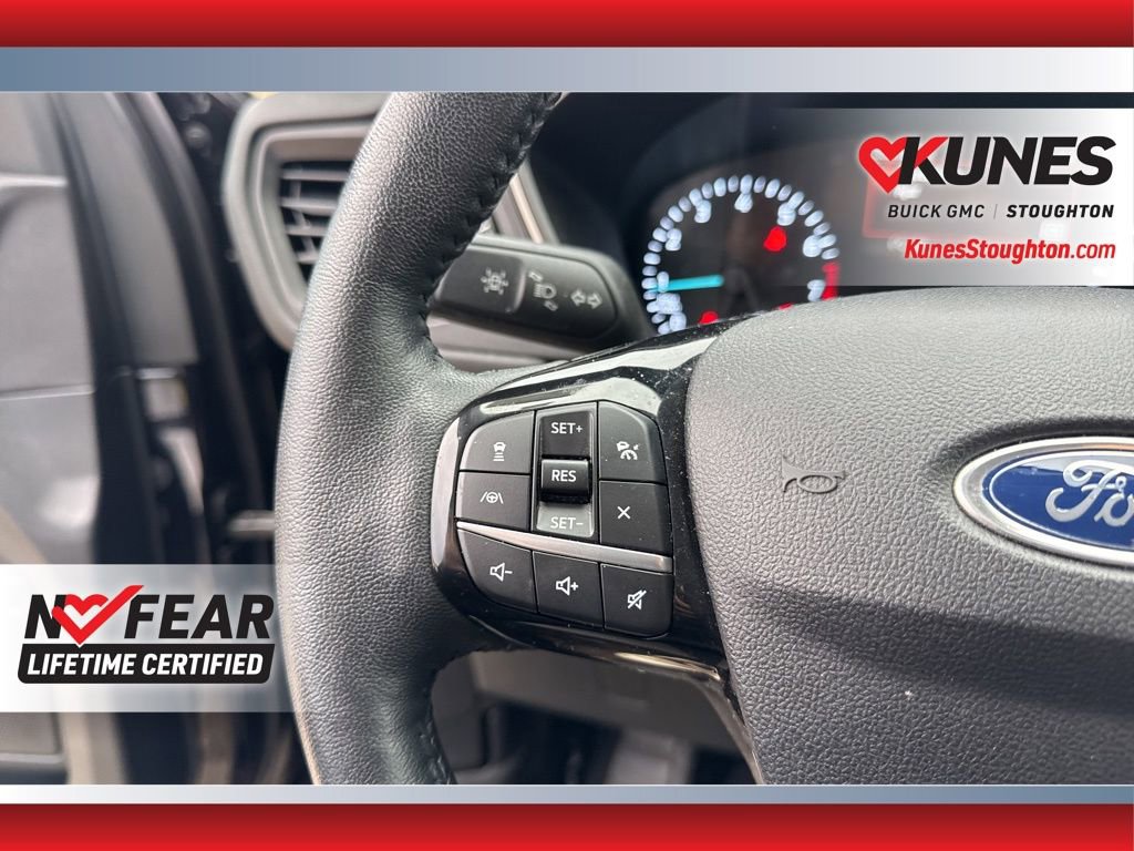 Used 2021 Ford Escape SE w/ SE Sport Appearance Package image 27
