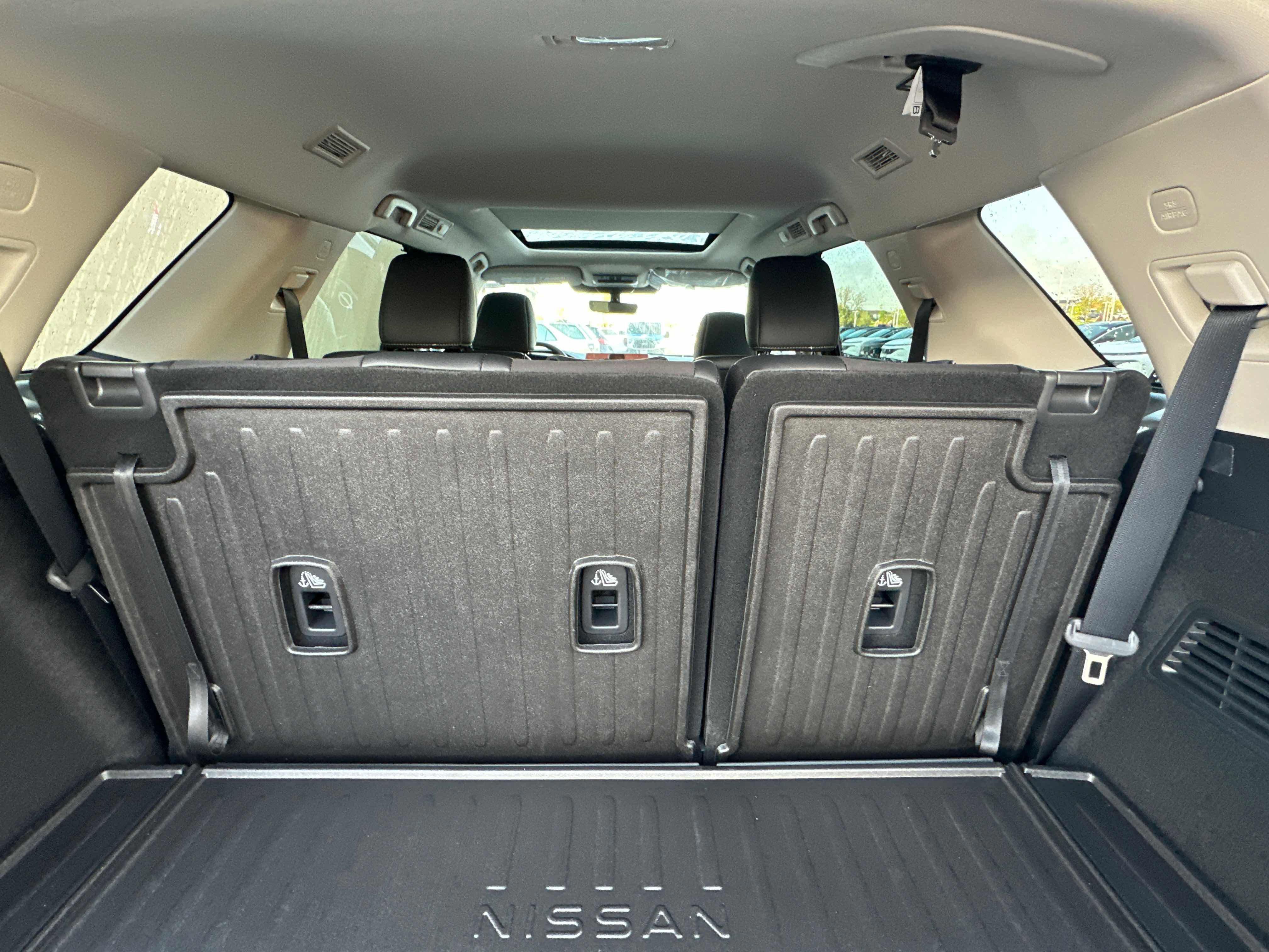 New 2026 Nissan Pathfinder Platinum AWD/4WD image 15