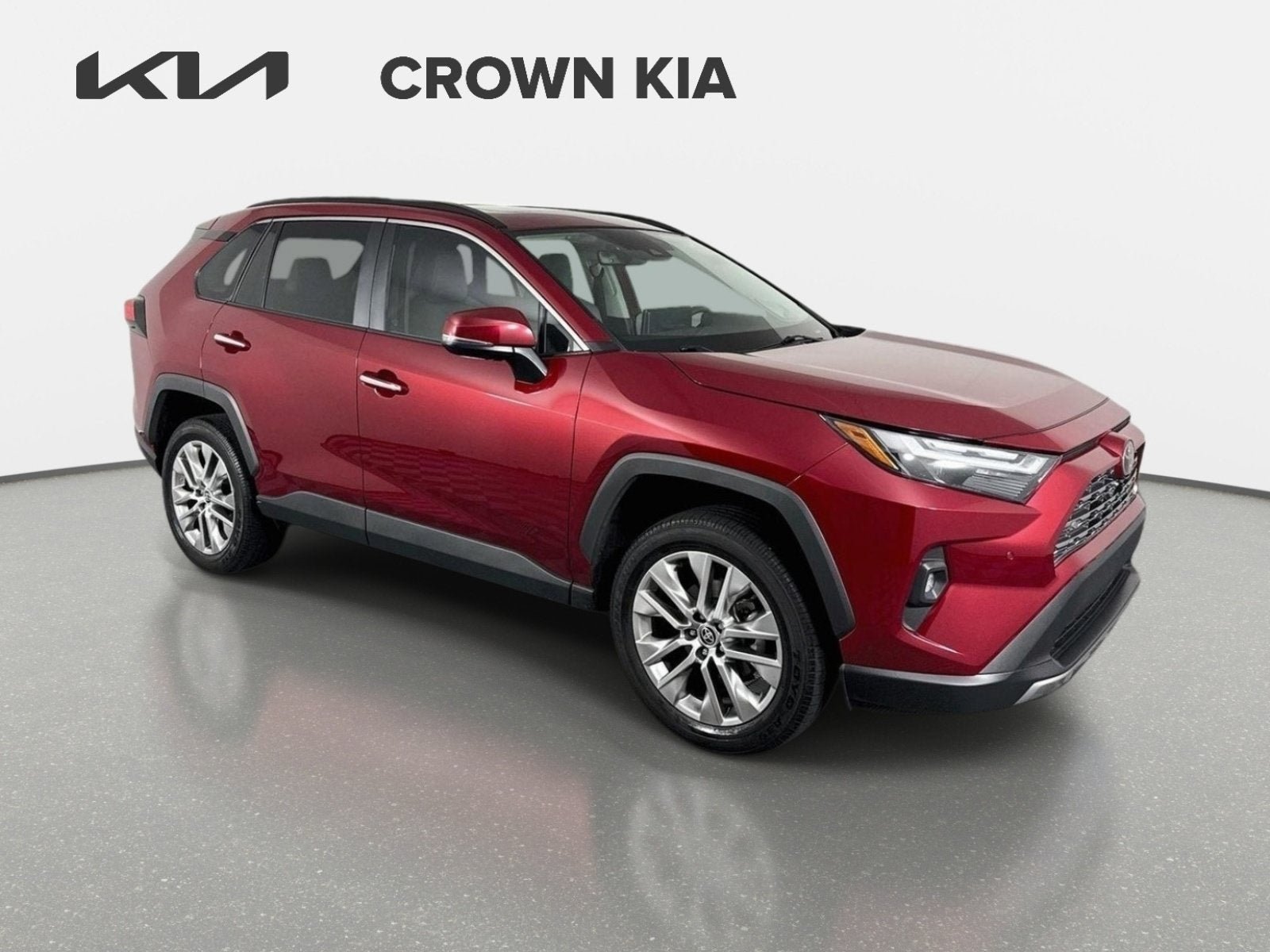 Used 2023 Toyota RAV4 Limited FWD image 4