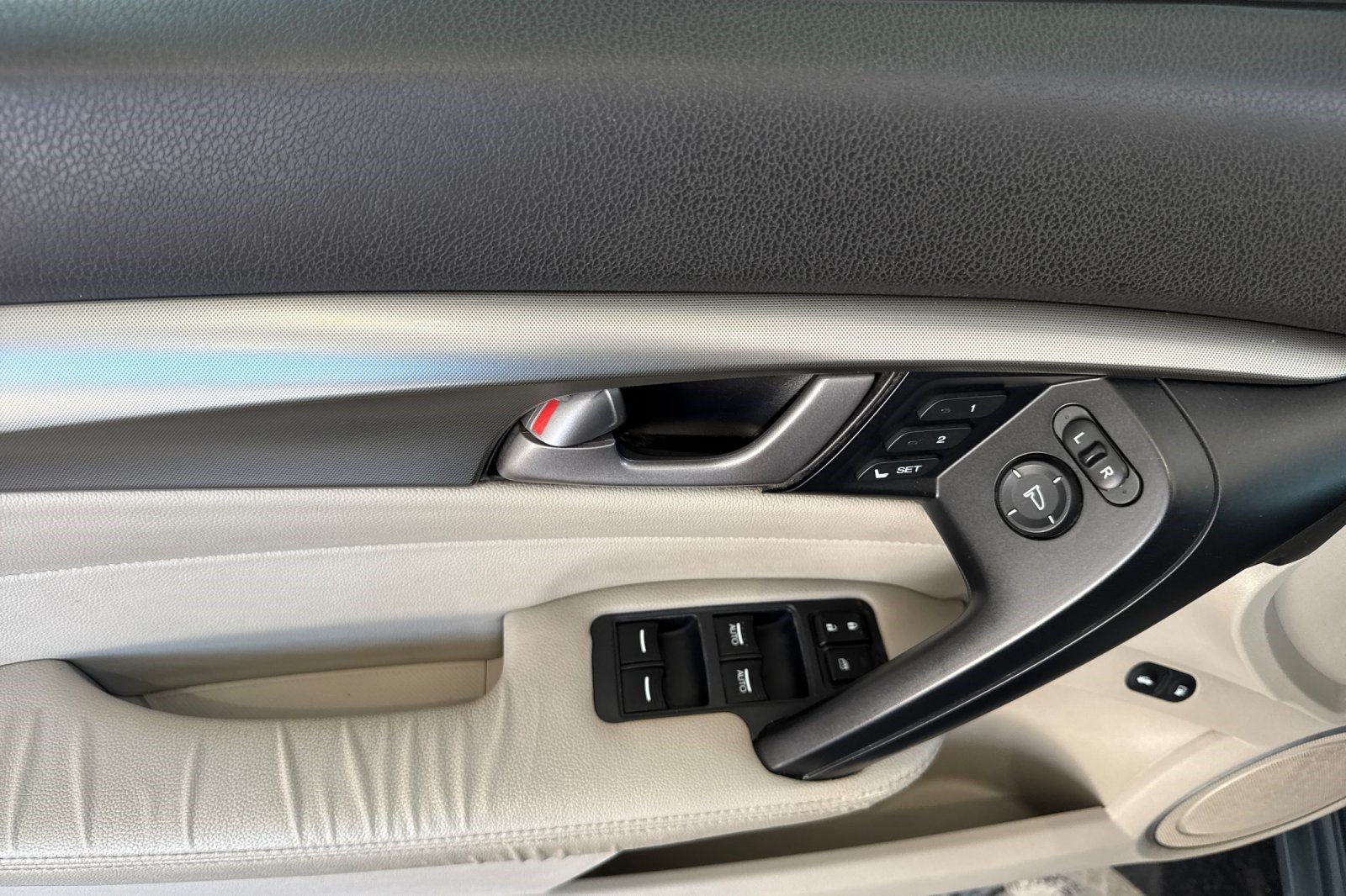 Used 2009 Acura TL FWD image 12
