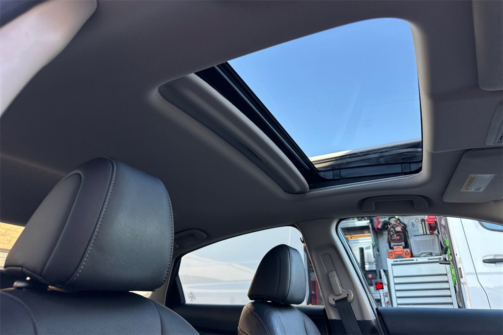 Certified 2019 Honda Insight Touring image 17