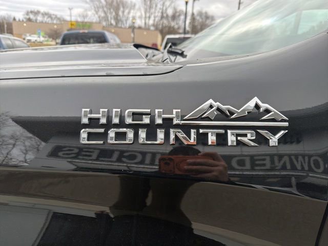 Used 2025 Chevrolet Silverado 1500 High Country w/ High Country Premium Package image 10