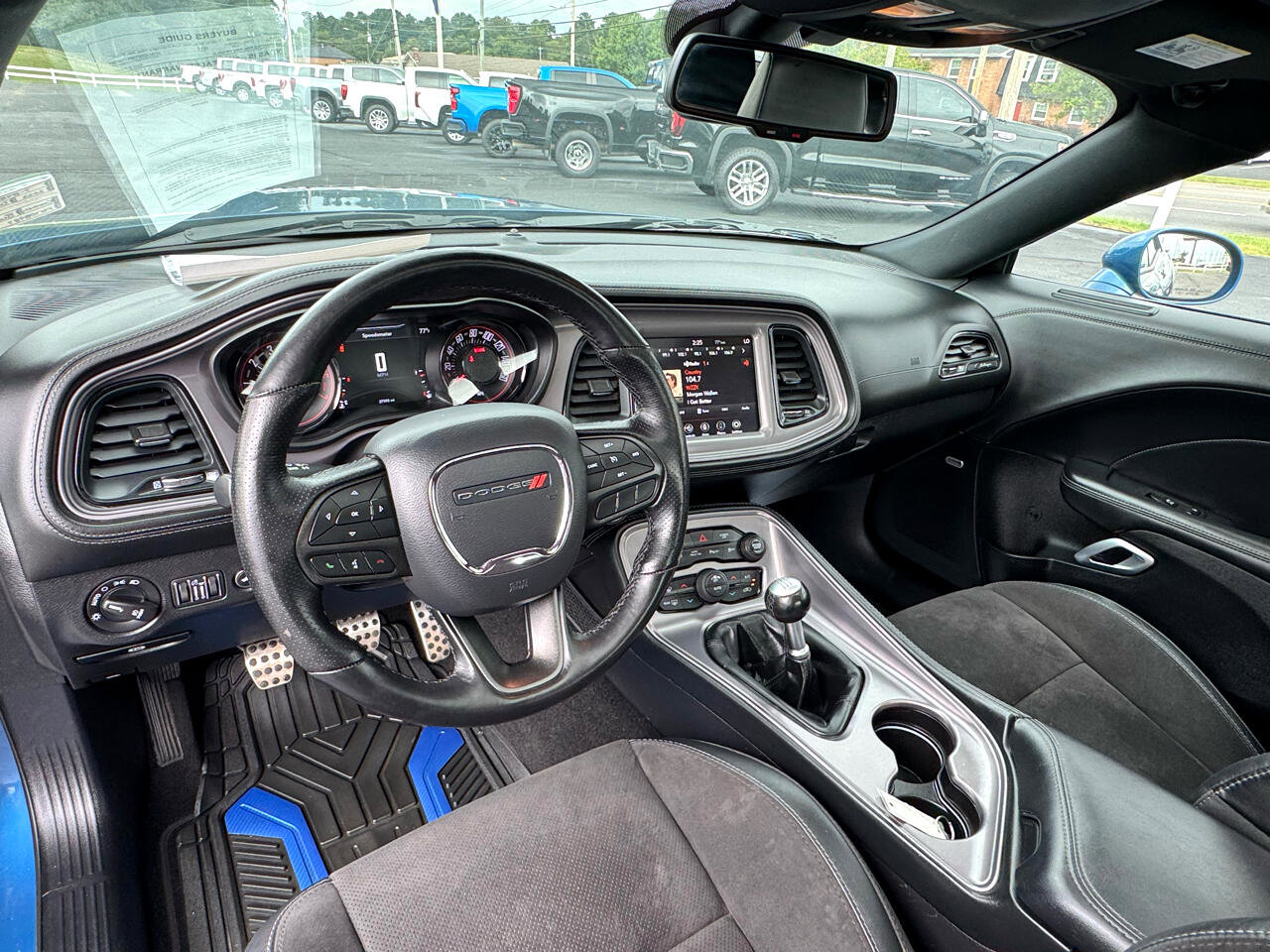 Used 2023 Dodge Challenger R/T w/ Plus Package image 19