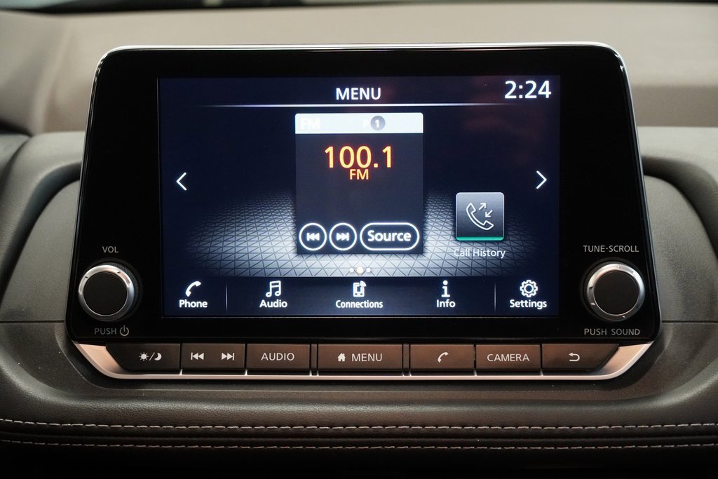 Used 2023 Nissan Rogue S image 19