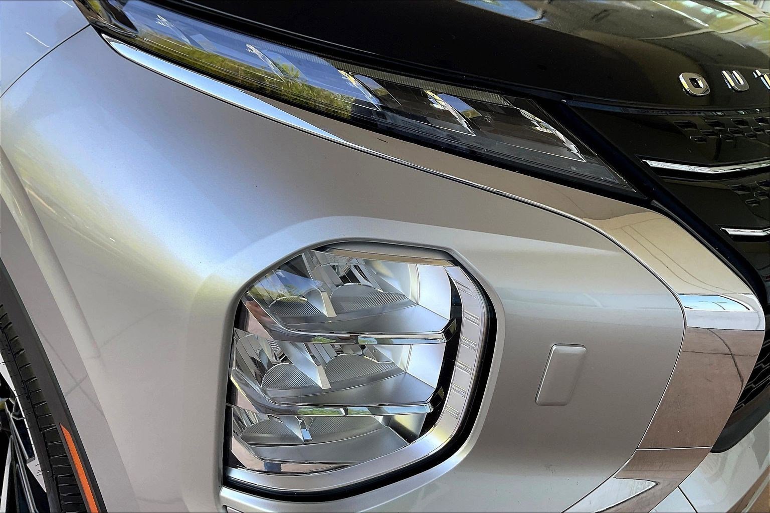 Used 2022 Mitsubishi Outlander SEL AWD/4WD image 30