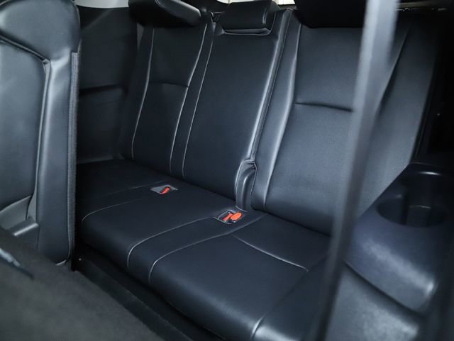 Used 2023 Toyota Highlander Limited image 33