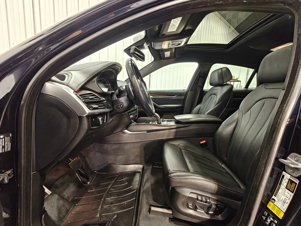 Used 2019 BMW X6 xDrive35i w/ M Sport Package AWD/4WD image 30