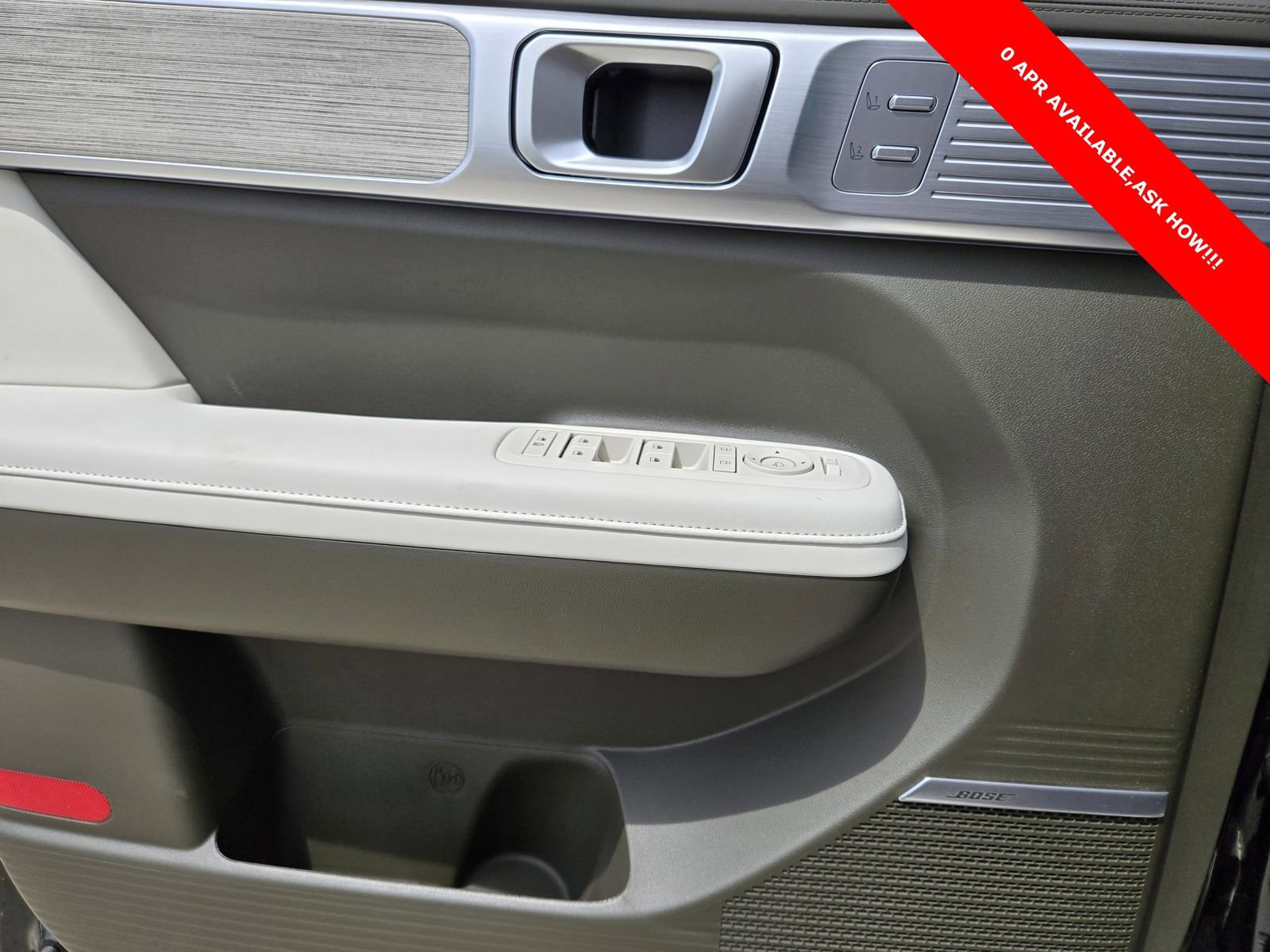 Used 2025 Hyundai Santa Fe Calligraphy image 16