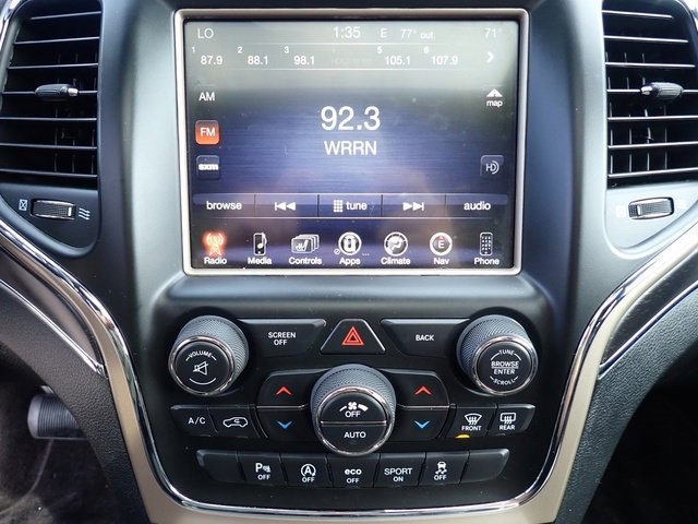 Used 2017 Jeep Grand Cherokee Limited image 28