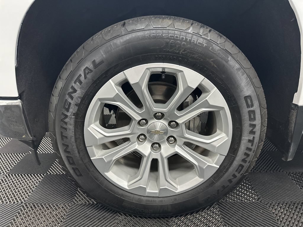 Used 2023 Chevrolet Silverado 1500 LTZ AWD/4WD image 35