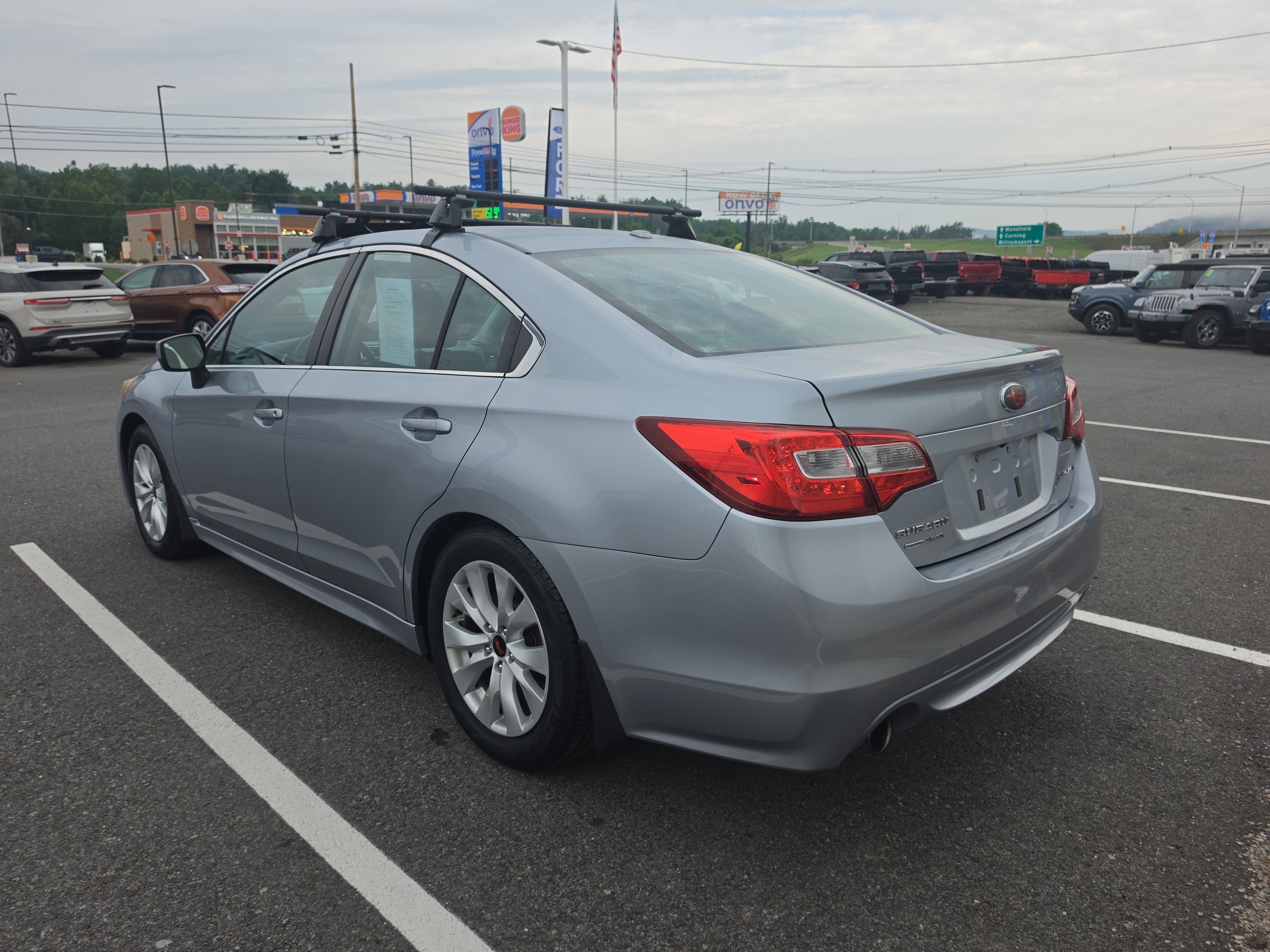 Used 2015 Subaru Legacy 2.5i Premium w/ Moonroof Package AWD/4WD image 6