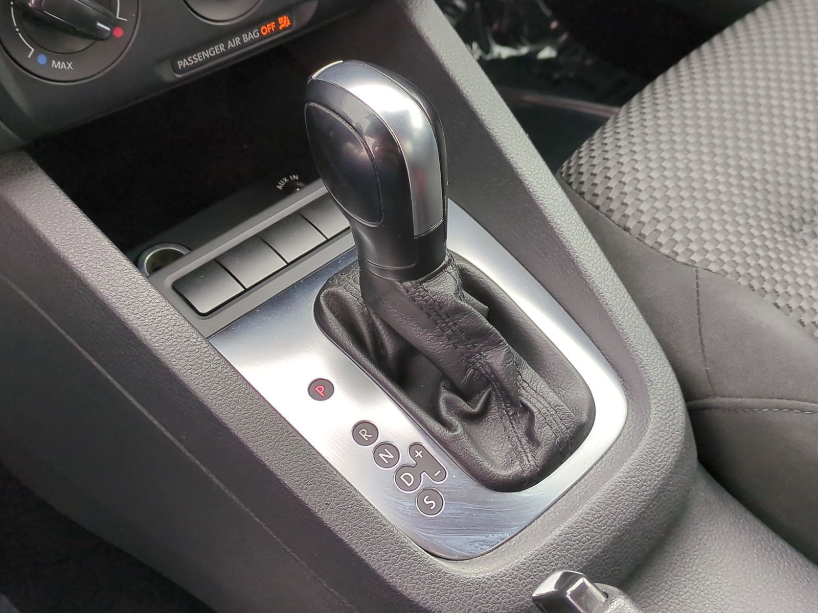 Used 2013 Volkswagen Jetta S image 21