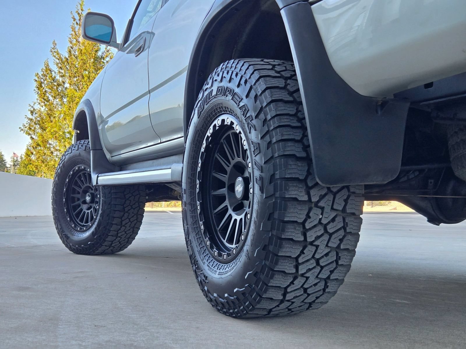 Used 2000 Toyota 4Runner SR5 w/ Upgrade Value Pkg 4 AWD/4WD image 25
