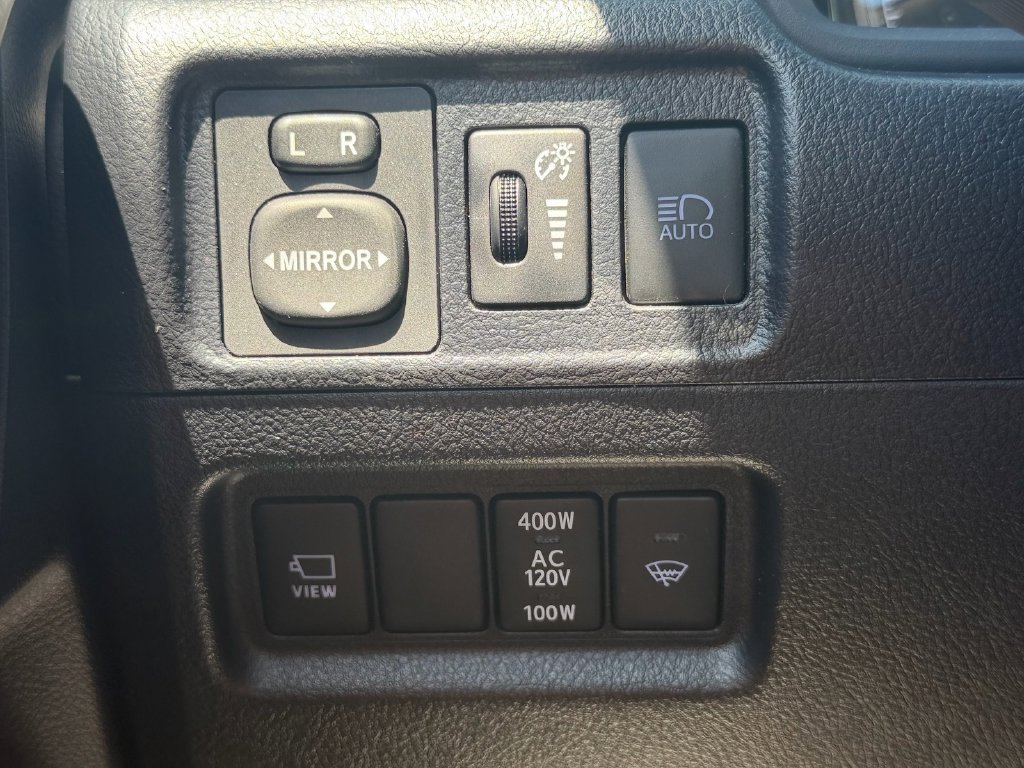 Used 2024 Toyota 4Runner Limited AWD/4WD image 35