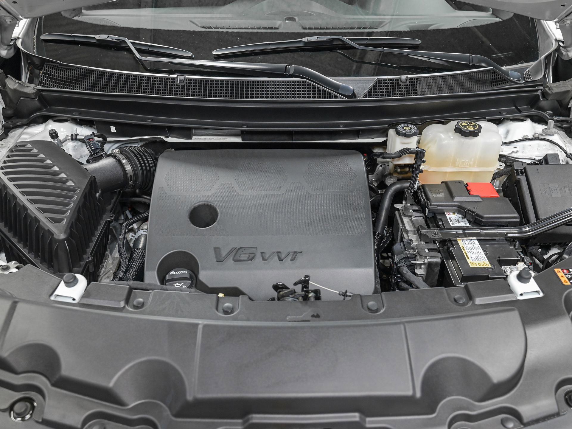 Used 2023 Chevrolet Traverse LT w/ LPO, Floor Liner Package image 11